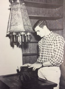 Photo of a student in the Starr Library Saudi Arabian Room from the Summer 1962 issue of the Middlebury College Newsletter