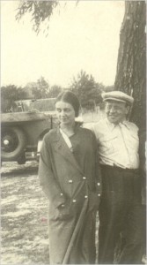 Pirozhkova and Babel in 1936. 